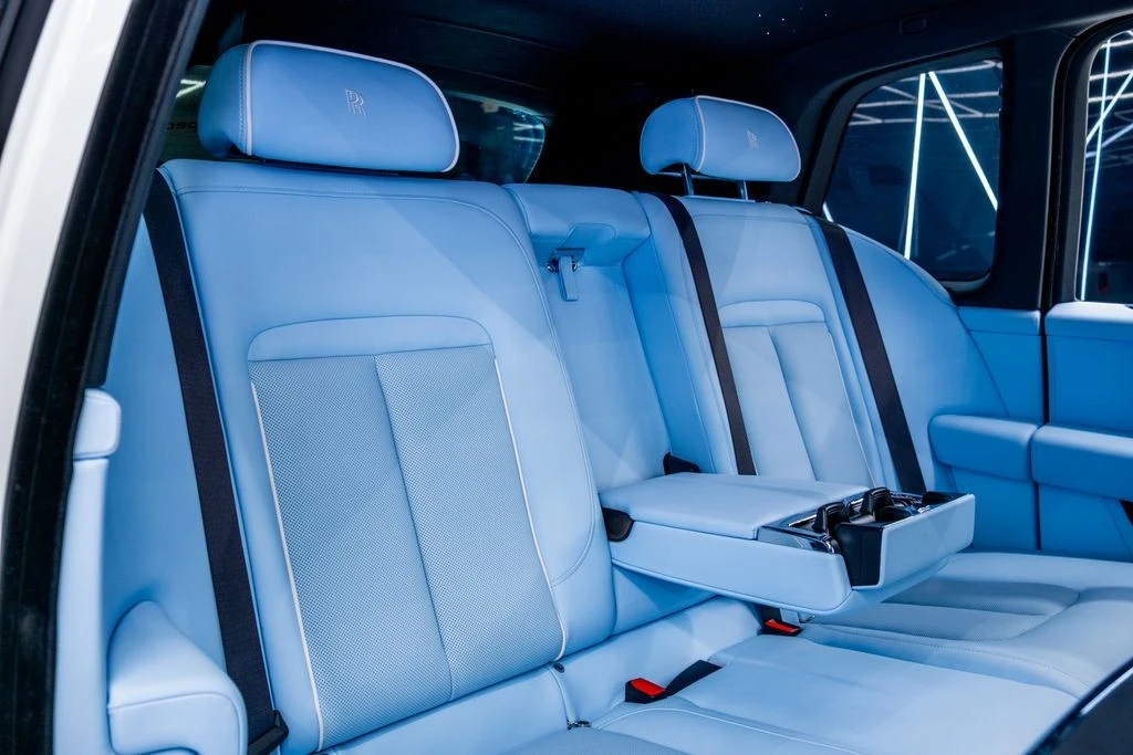 2025 Rolls-Royce Cullinan - Image 26 of 31