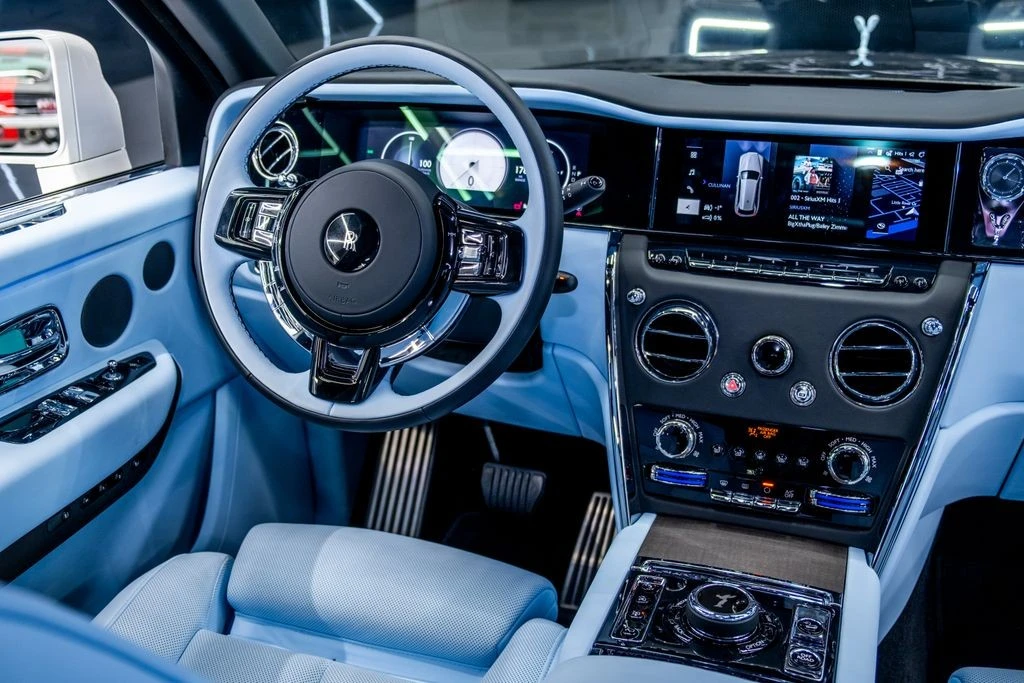 2025 Rolls-Royce Cullinan - Image 29 of 31