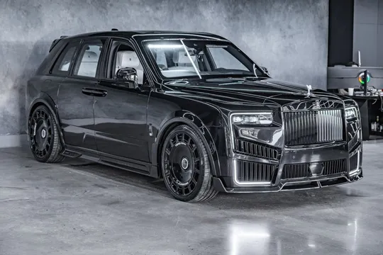 2025 Rolls-Royce Cullinan Mansory