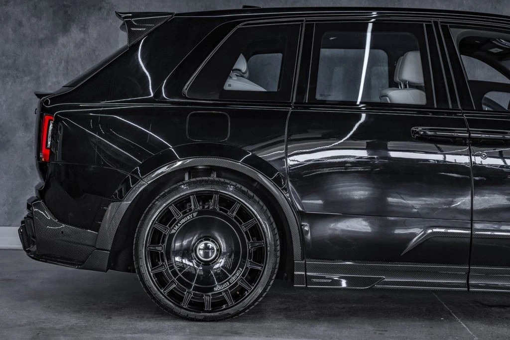 2025 Rolls-Royce Cullinan - Image 28 of 31