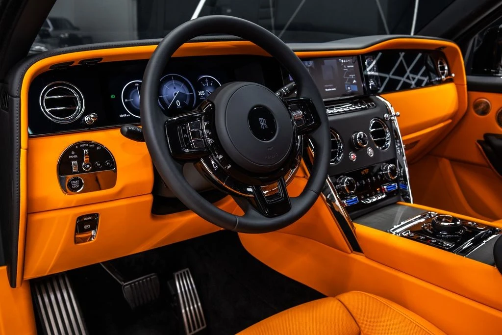 2025 Rolls-Royce Cullinan - Image 29 of 31