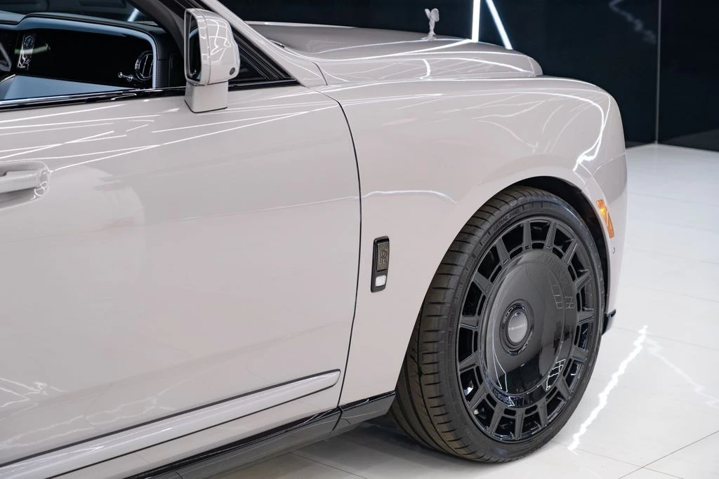 2025 Rolls-Royce Cullinan - Image 14 of 31