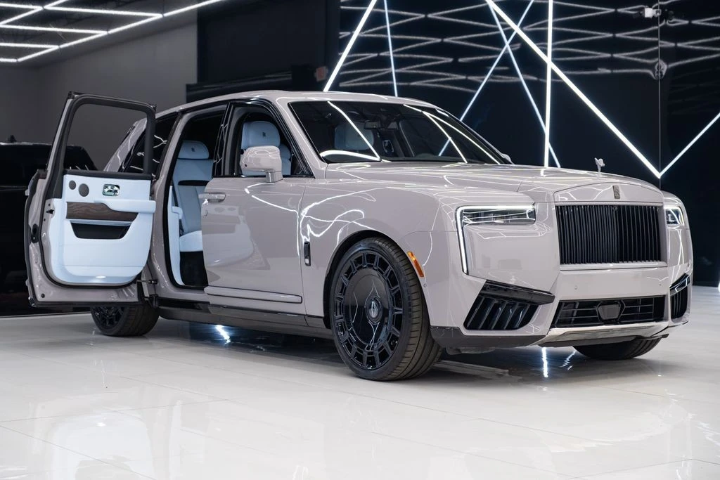 2025 Rolls-Royce Cullinan - Image 7 of 31