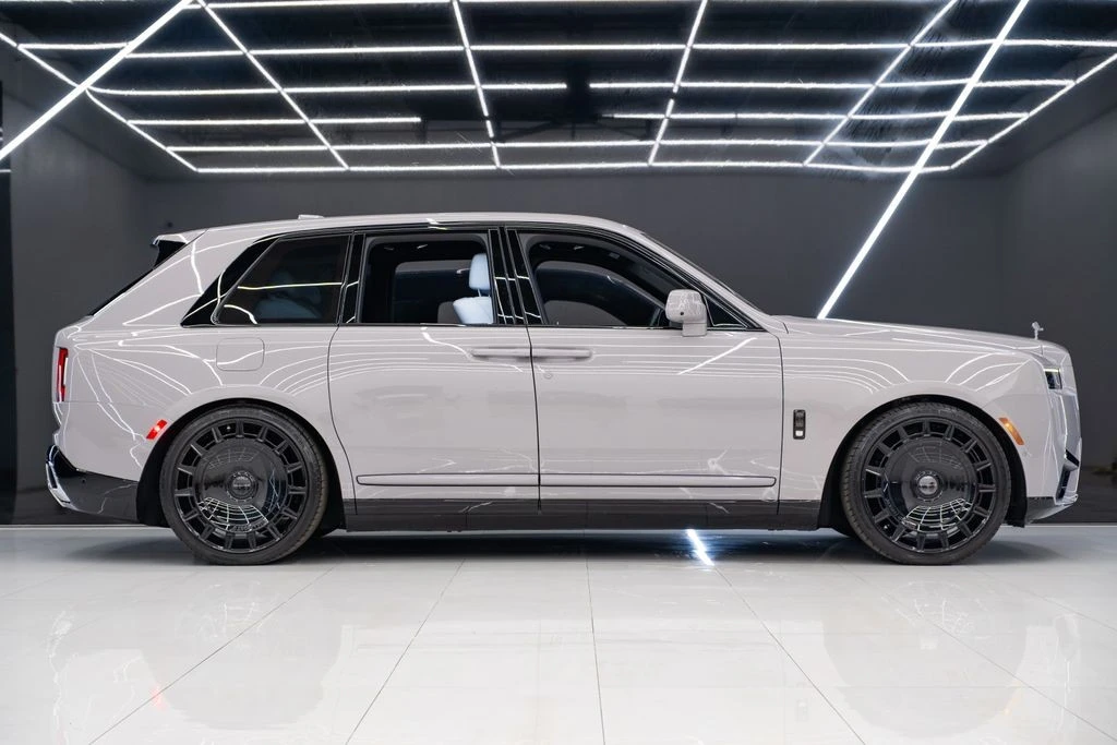 2025 Rolls-Royce Cullinan - Image 11 of 31