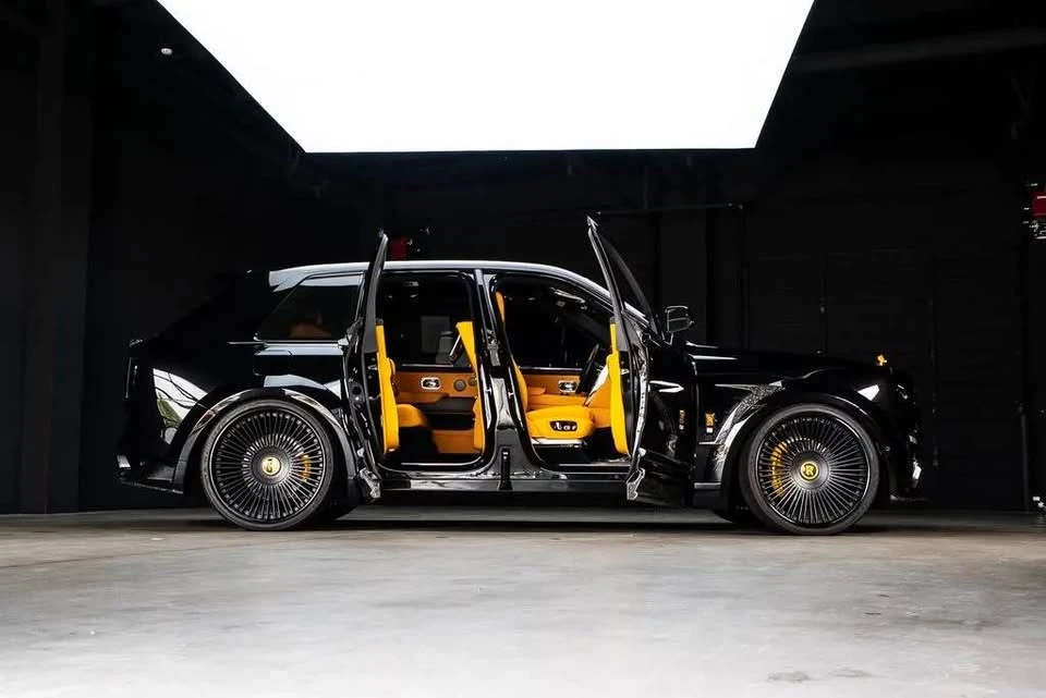 2025 Rolls-Royce Cullinan - Image 6 of 10