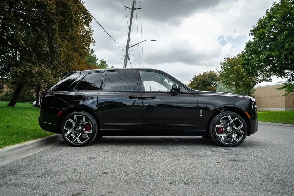 2025 Rolls-Royce Cullinan - Image 3 of 19