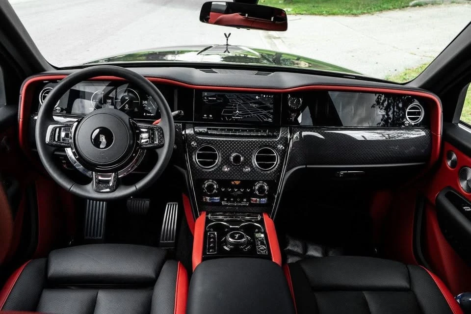 2025 Rolls-Royce Cullinan - Image 9 of 19