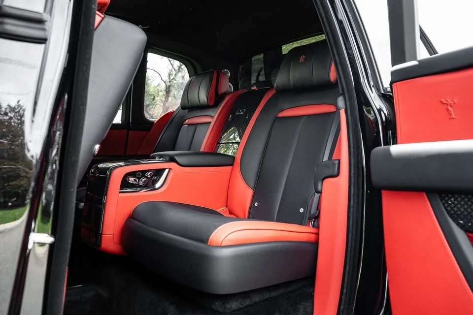2025 Rolls-Royce Cullinan - Image 17 of 18