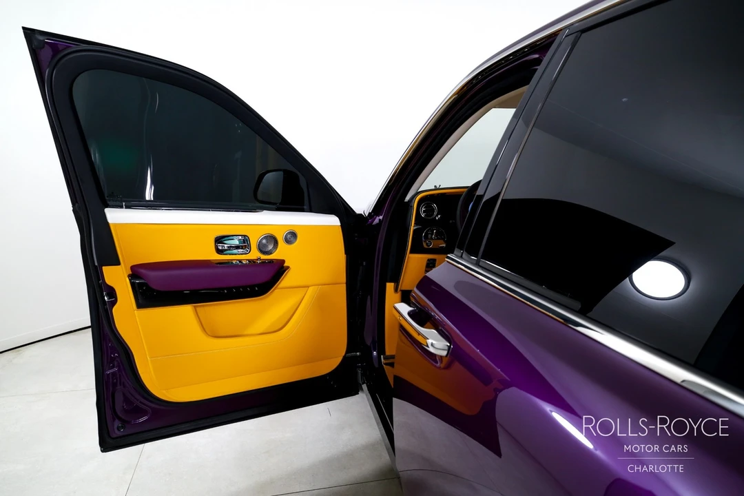 2025 Rolls-Royce Cullinan - Image 11 of 12