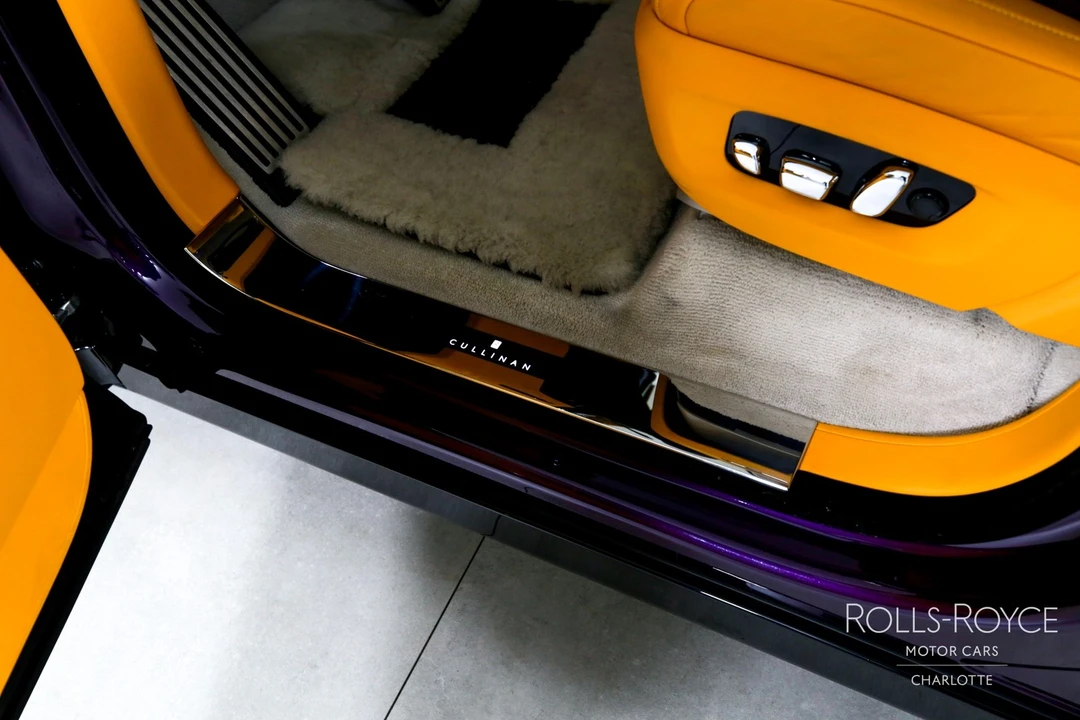 2025 Rolls-Royce Cullinan - Image 17 of 21