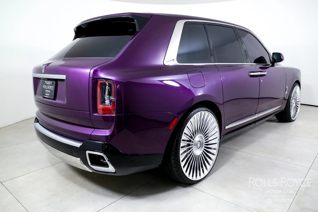 2025 Rolls-Royce Cullinan - Image 2 of 12