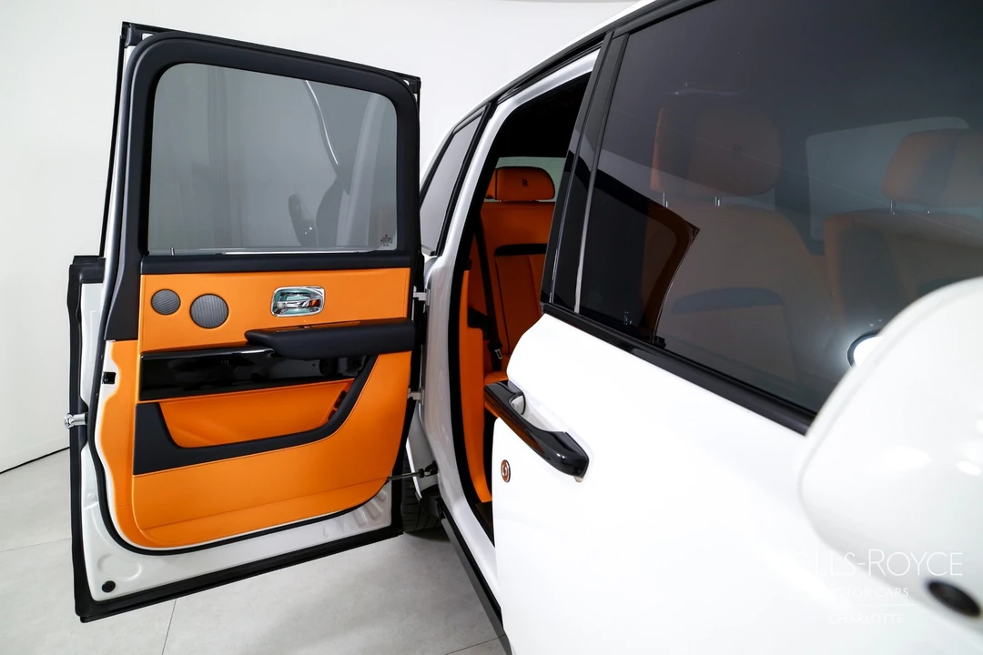 2025 Rolls-Royce Cullinan - Image 27 of 31