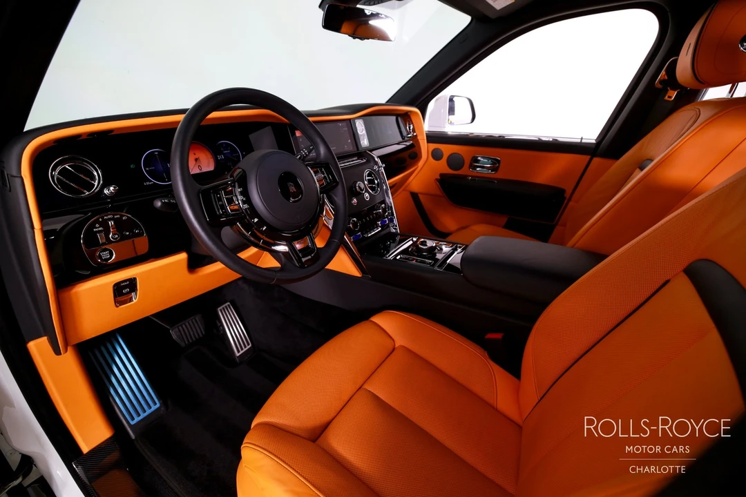 2025 Rolls-Royce Cullinan - Image 4 of 31
