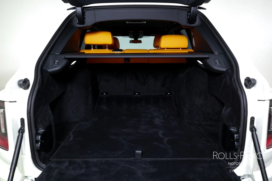 2025 Rolls-Royce Cullinan - Image 23 of 31