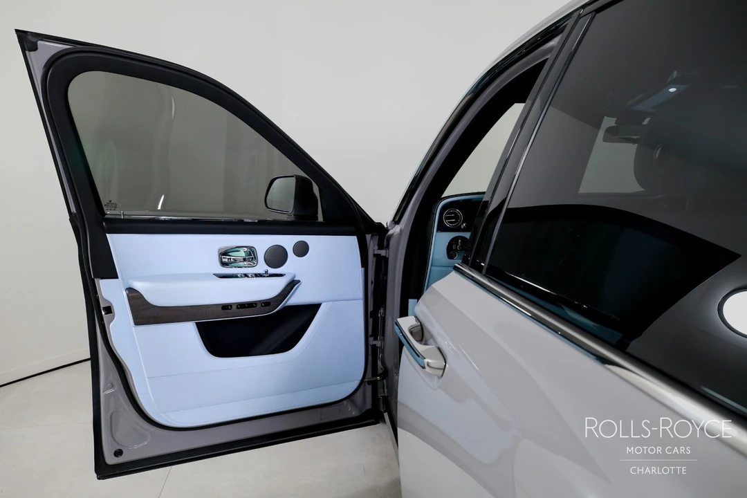 2025 Rolls-Royce Cullinan - Image 11 of 21