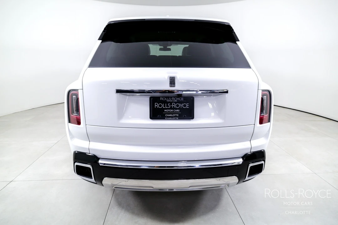 2025 Rolls-Royce Cullinan - Image 9 of 12