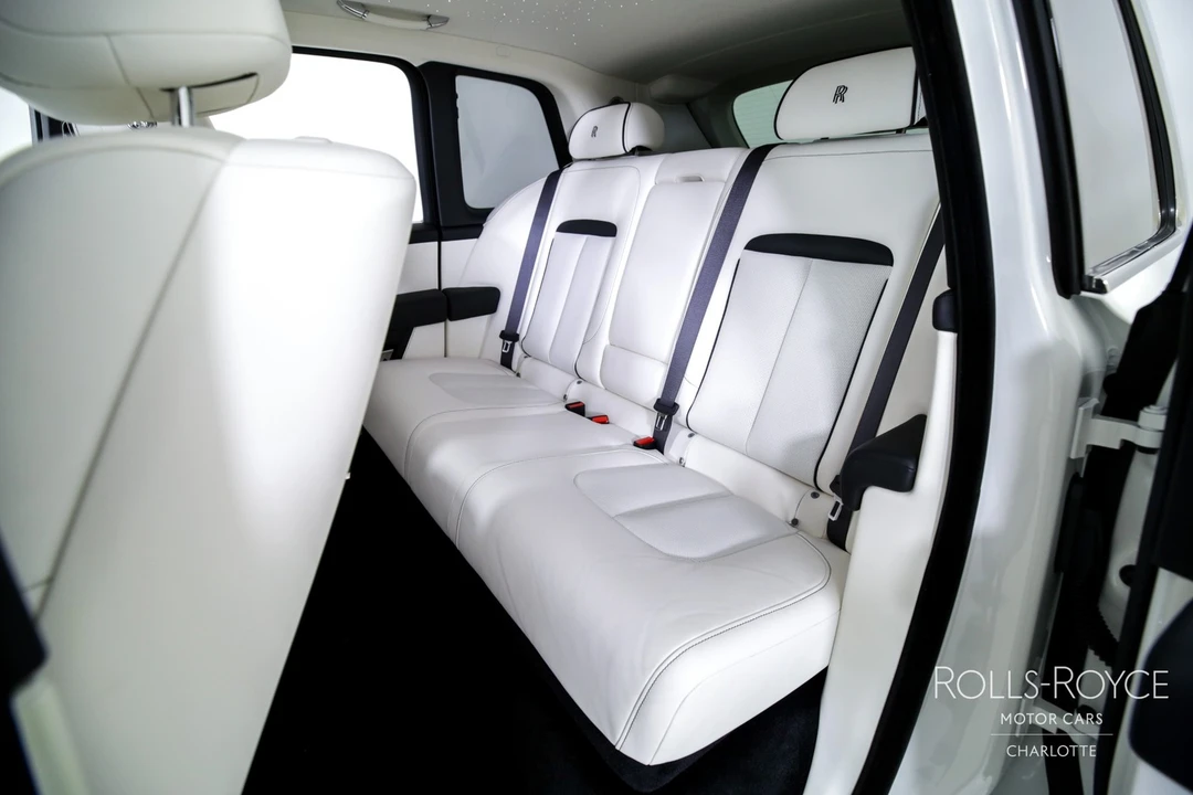 2025 Rolls-Royce Cullinan - Image 18 of 21