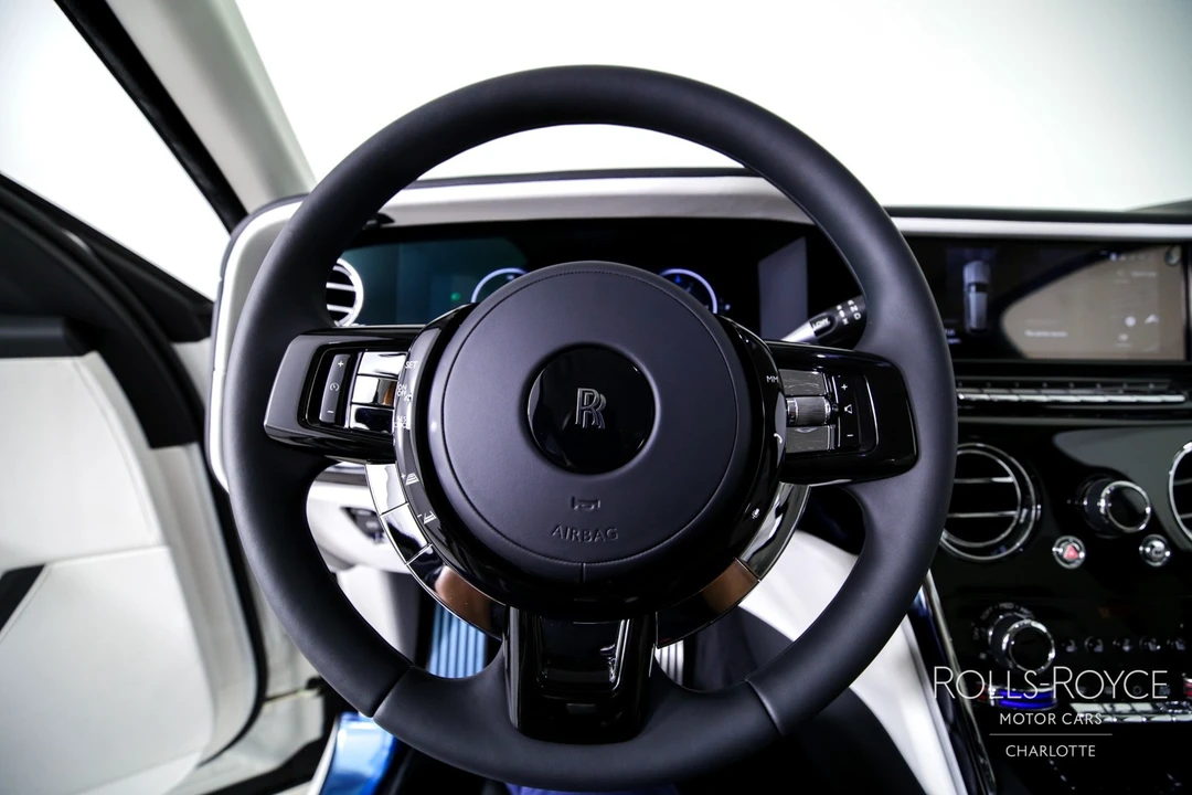 2025 Rolls-Royce Cullinan - Image 14 of 21