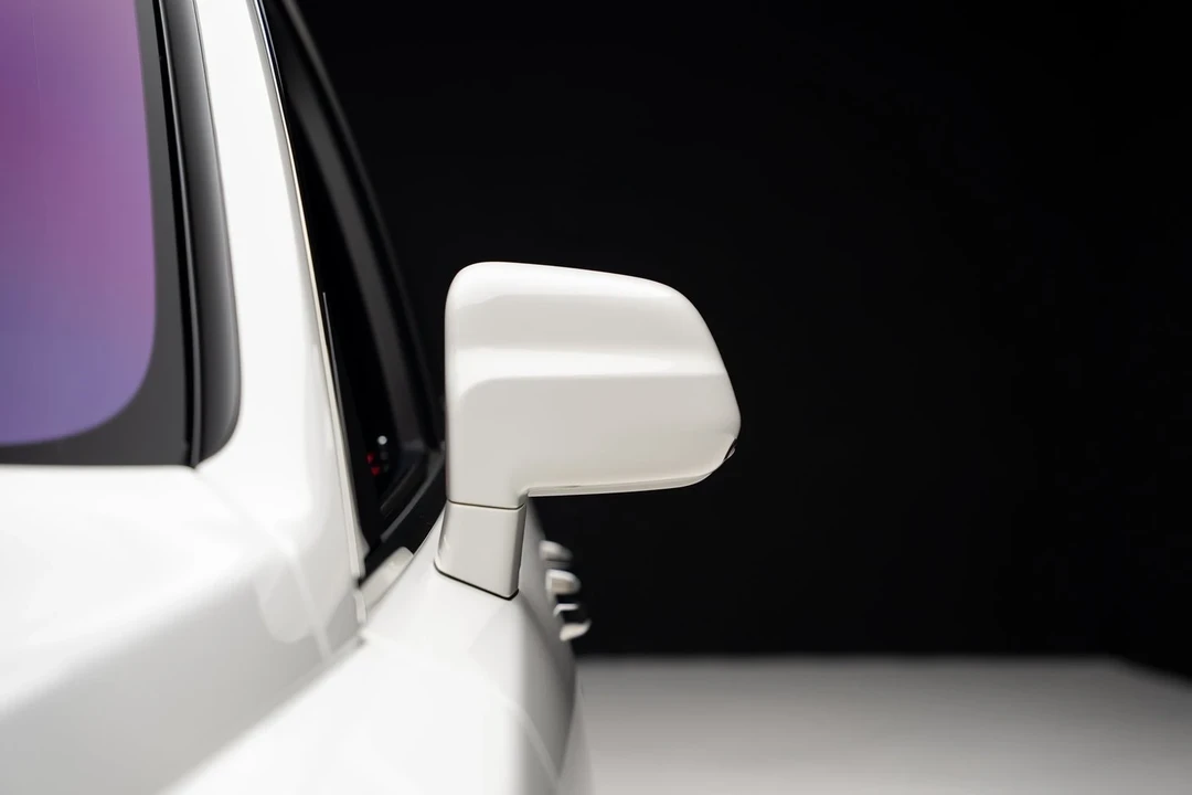 2025 Rolls-Royce Cullinan - Image 14 of 21
