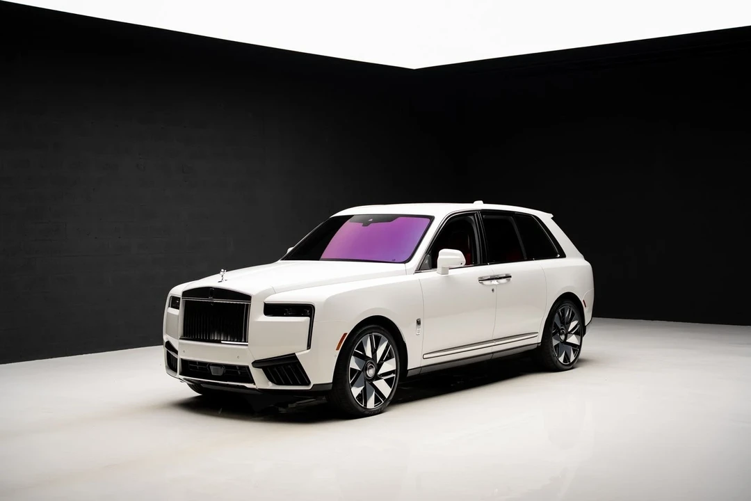 2025 Rolls-Royce Cullinan - Image 4 of 21