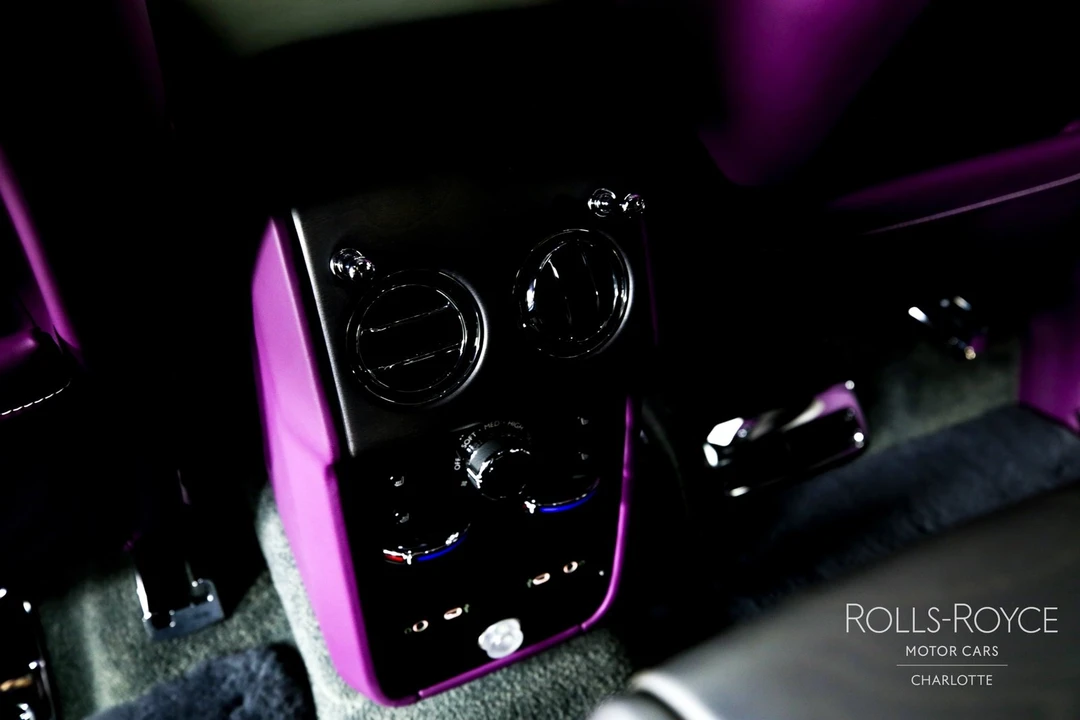 2025 Rolls-Royce Cullinan - Image 20 of 21