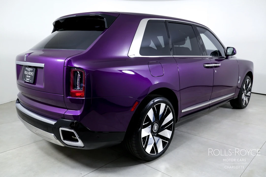 2025 Rolls-Royce Cullinan - Image 2 of 12