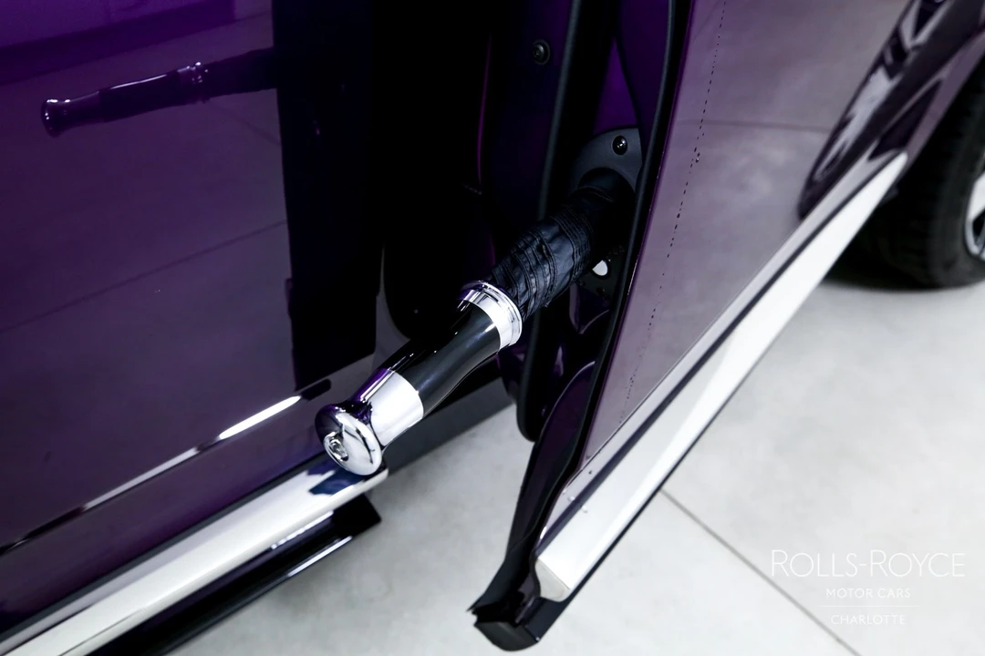 2025 Rolls-Royce Cullinan - Image 24 of 31