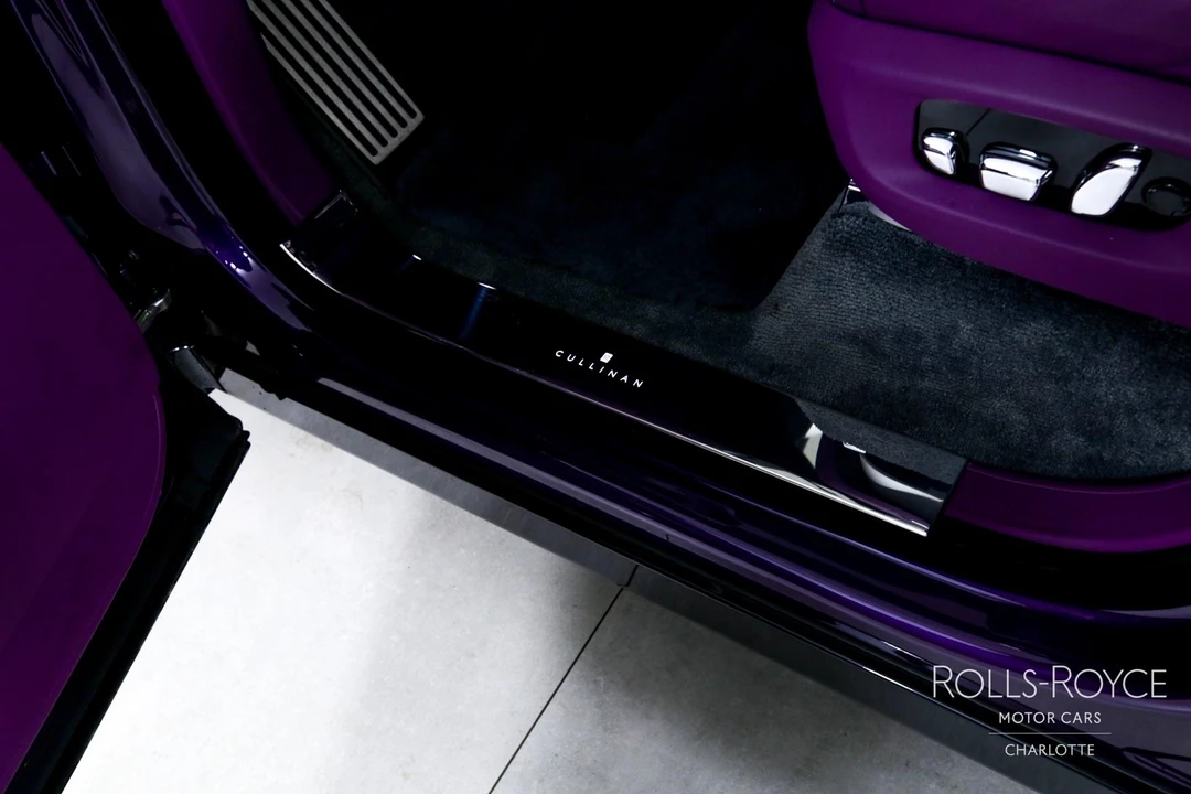 2025 Rolls-Royce Cullinan - Image 16 of 21