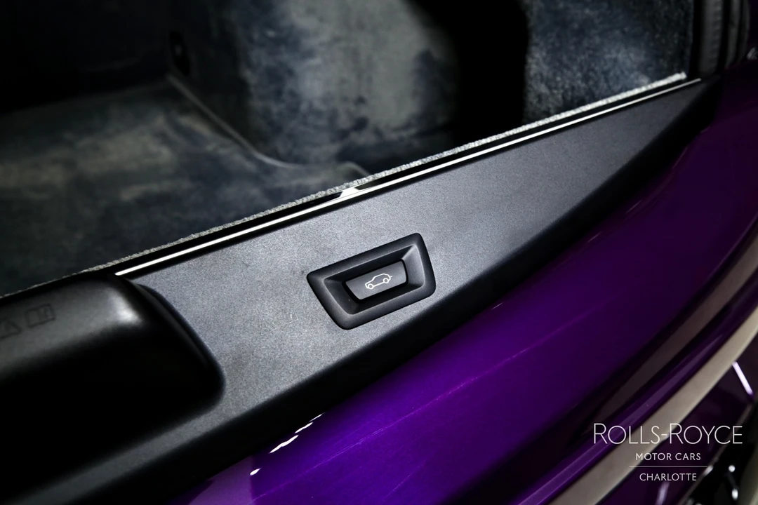 2025 Rolls-Royce Cullinan - Image 27 of 31