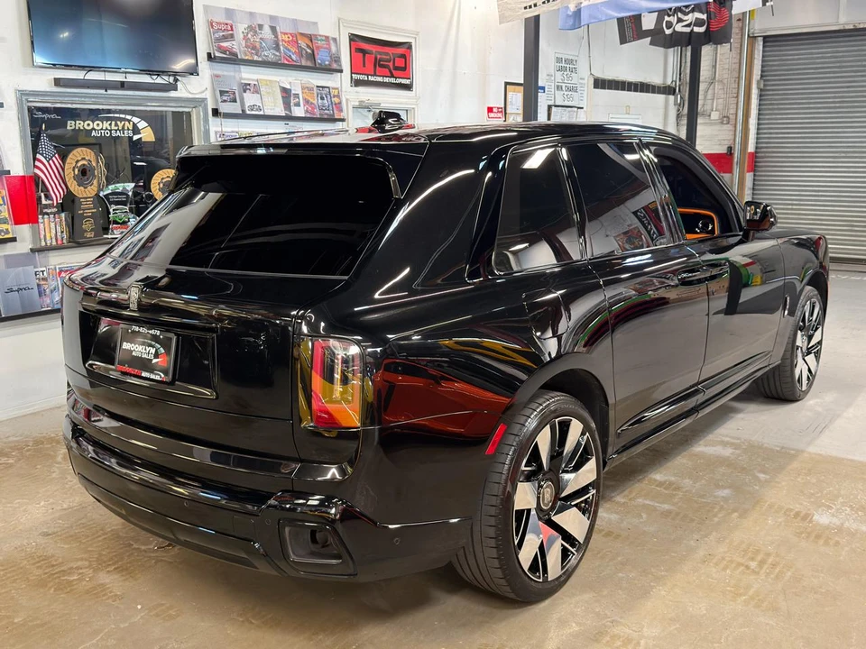 2025 Rolls-Royce Cullinan - Image 5 of 31