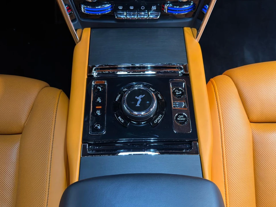 2025 Rolls-Royce Cullinan - Image 20 of 31
