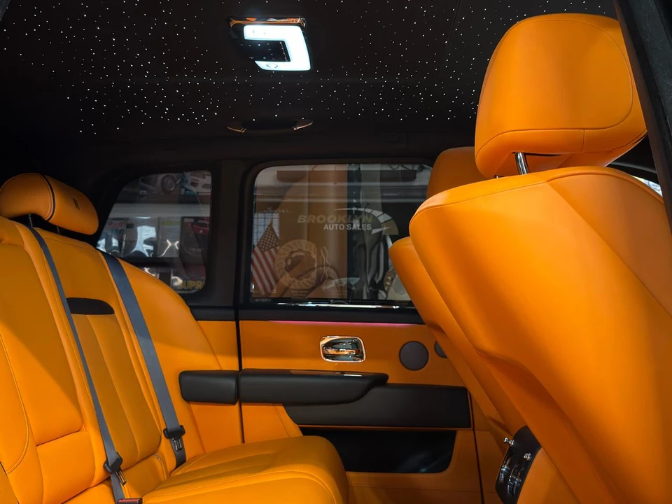 2025 Rolls-Royce Cullinan - Image 27 of 31