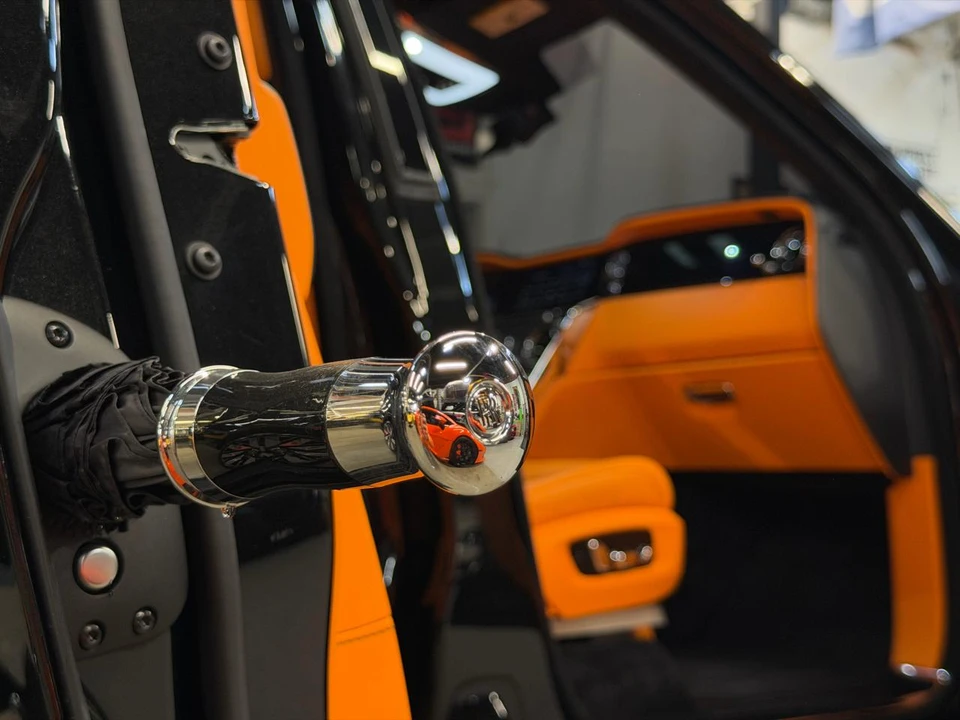 2025 Rolls-Royce Cullinan - Image 29 of 31