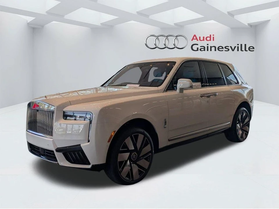 2025 Rolls-Royce Cullinan - Image 2 of 31