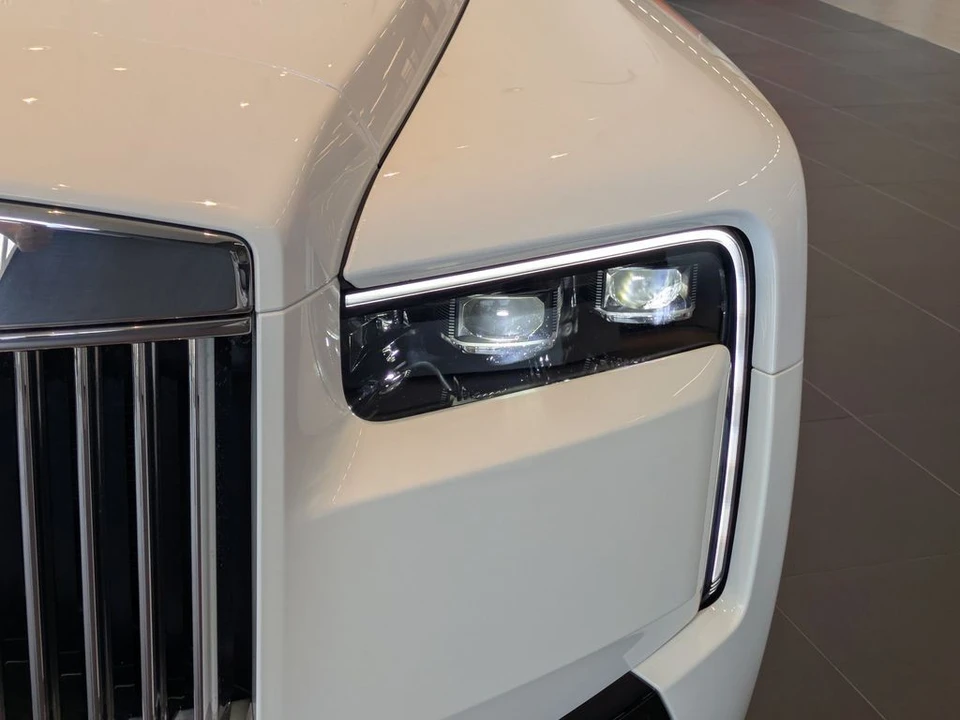 2025 Rolls-Royce Cullinan - Image 28 of 31