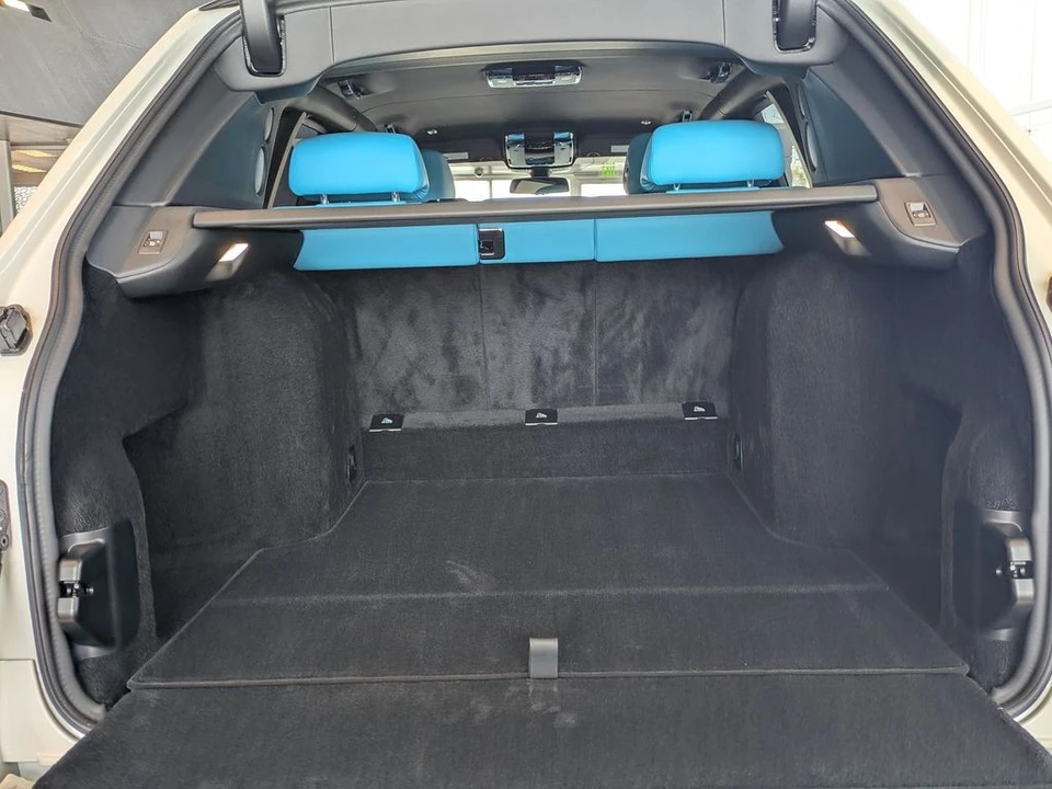 2025 Rolls-Royce Cullinan - Image 19 of 31