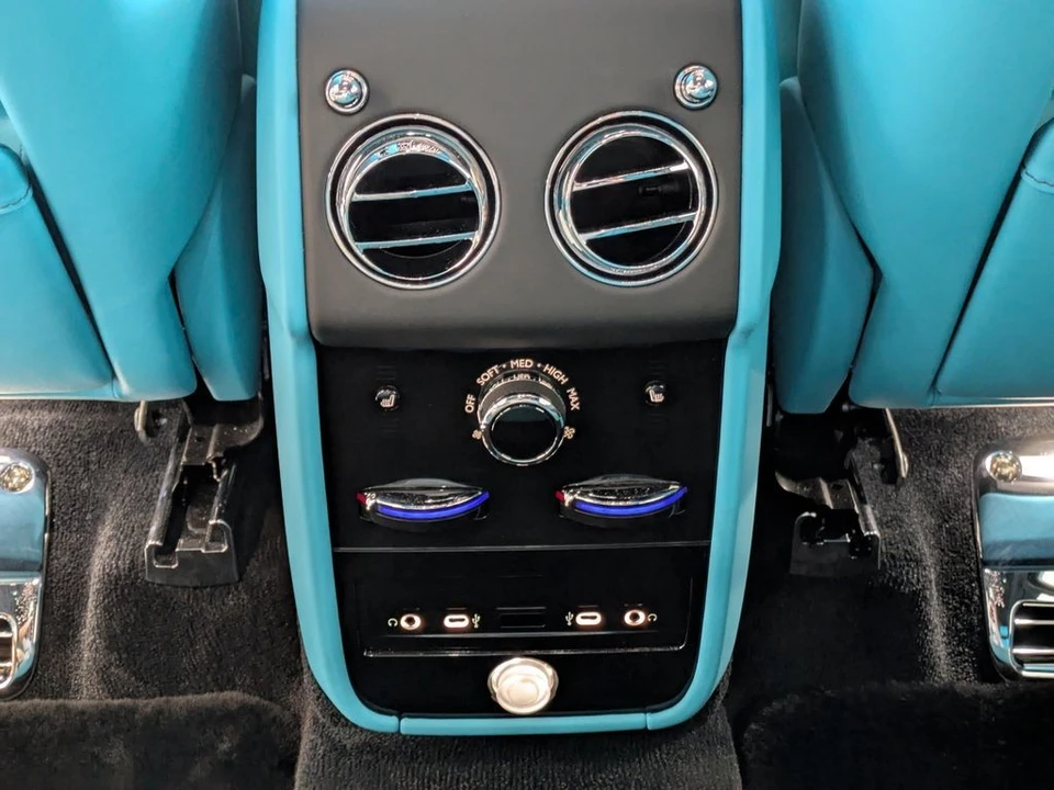 2025 Rolls-Royce Cullinan - Image 22 of 31