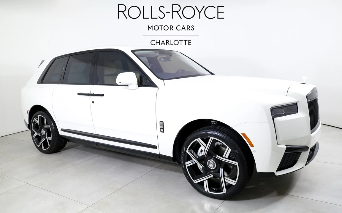 2025 Rolls-Royce Cullinan - Image 4 of 12
