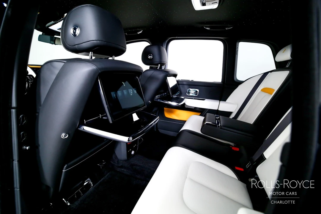 2025 Rolls-Royce Cullinan - Image 19 of 31