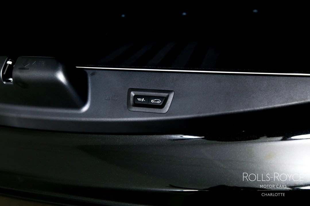 2025 Rolls-Royce Cullinan - Image 25 of 31