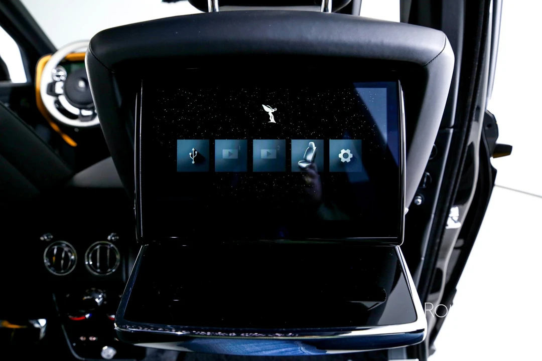 2025 Rolls-Royce Cullinan - Image 31 of 31