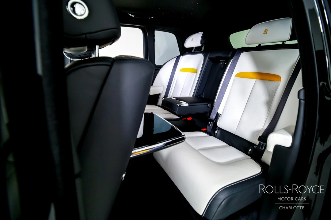 2025 Rolls-Royce Cullinan - Image 18 of 31