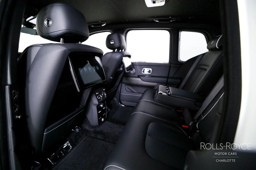 2025 Rolls-Royce Cullinan - Image 18 of 21