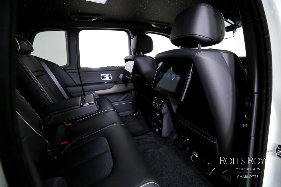 2025 Rolls-Royce Cullinan - Image 29 of 31
