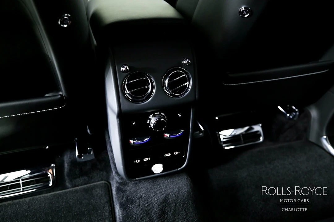 2025 Rolls-Royce Cullinan - Image 20 of 31