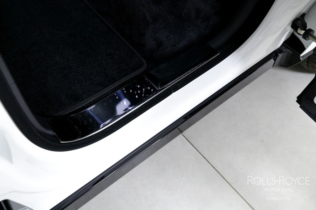 2025 Rolls-Royce Cullinan - Image 22 of 31