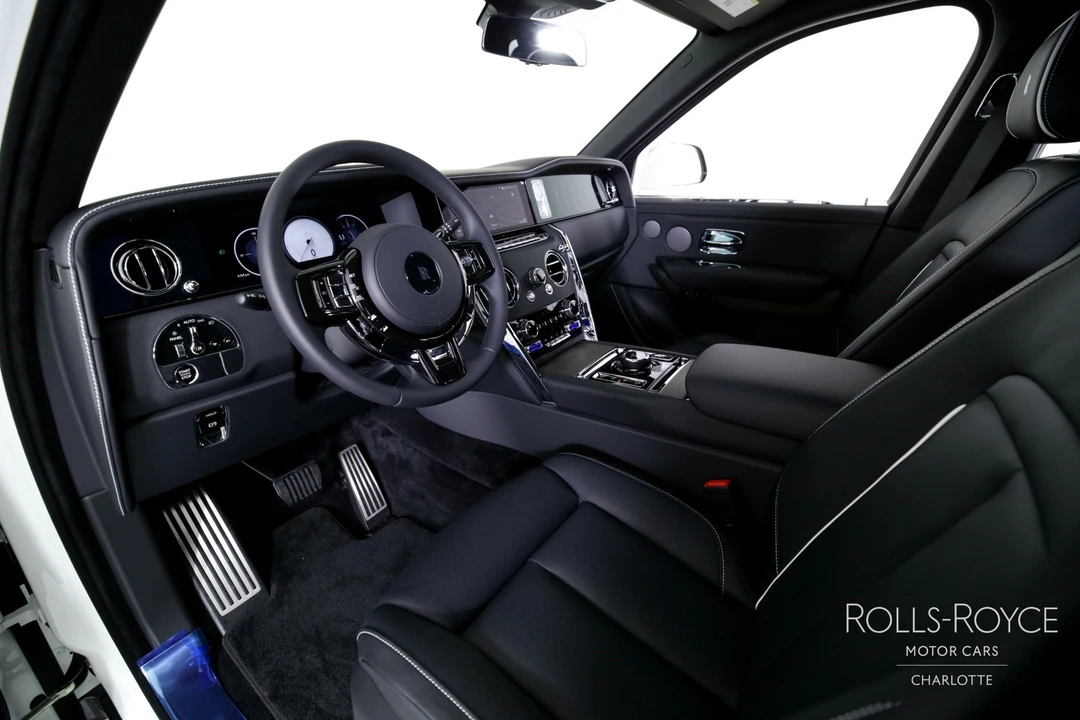 2025 Rolls-Royce Cullinan - Image 4 of 31
