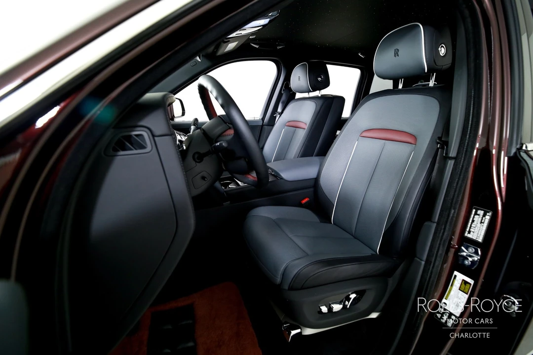 2025 Rolls-Royce Cullinan - Image 13 of 31
