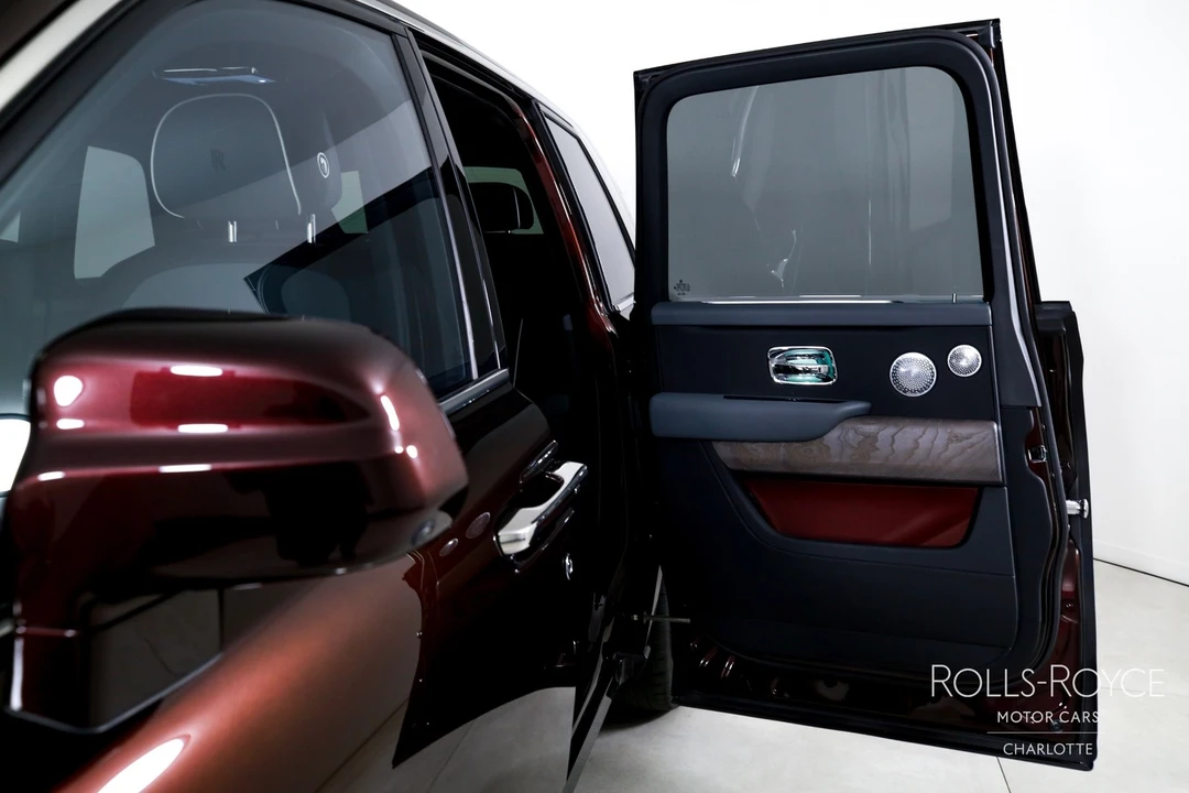 2025 Rolls-Royce Cullinan - Image 18 of 31