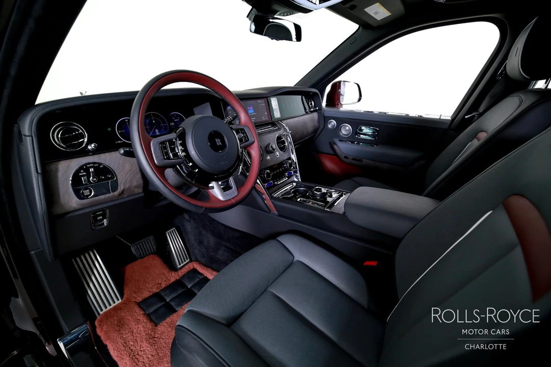 2025 Rolls-Royce Cullinan - Image 4 of 12